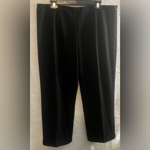 Pendleton Ladies Black Side Zip Pants Slacks Polyester Stretch Size 18